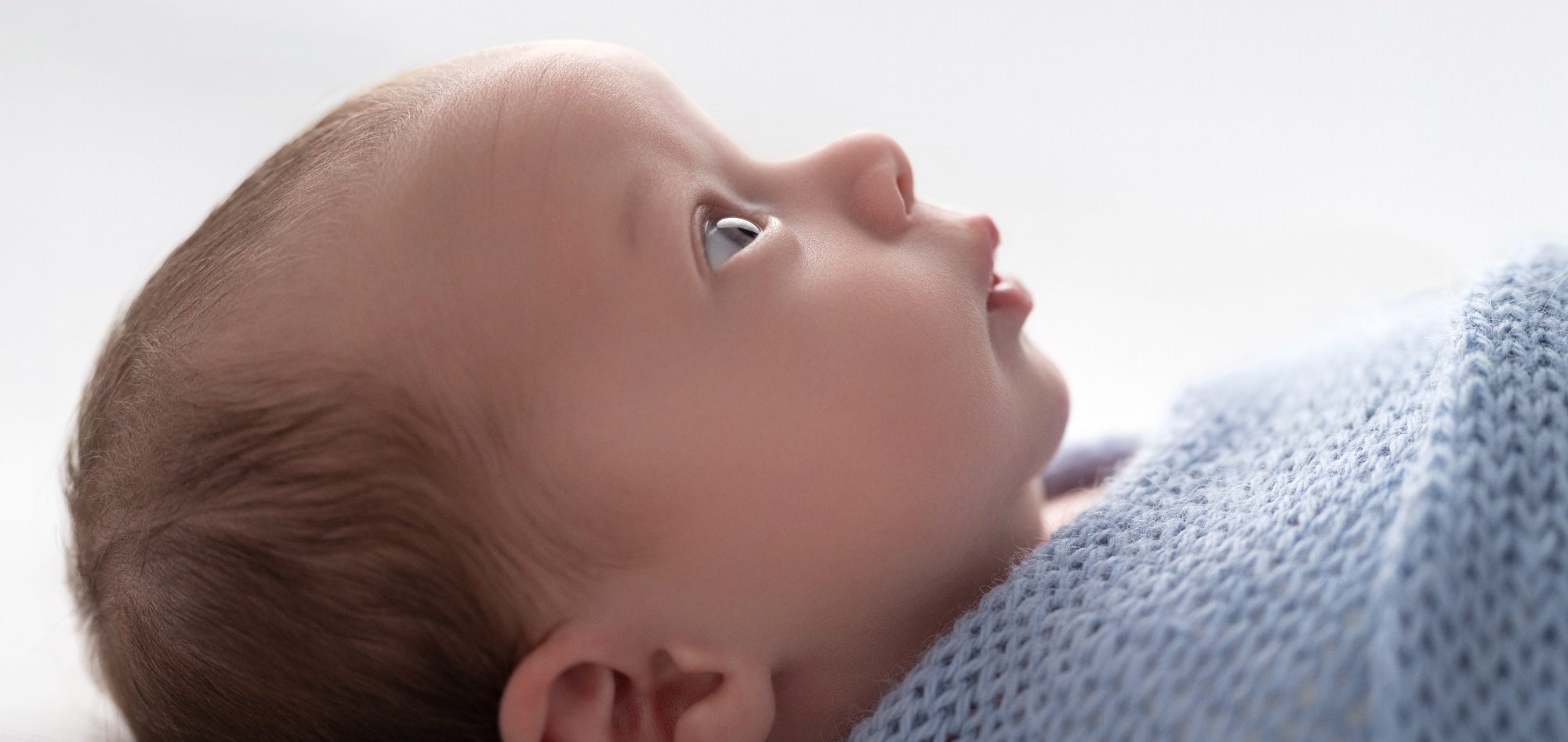 Profile-photo-awake-baby Newborn photography session in Ivinghoe Buckinghamshire